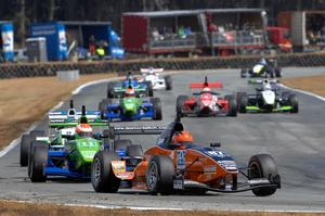 Damon Leitch leads the field at the first round of TRS 2012